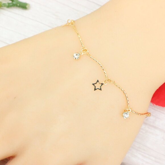 "Trendy Handmade Bracelet – A Thoughtful Gift for Girls & Women | UNVRC1059 - Picture 3 of 11